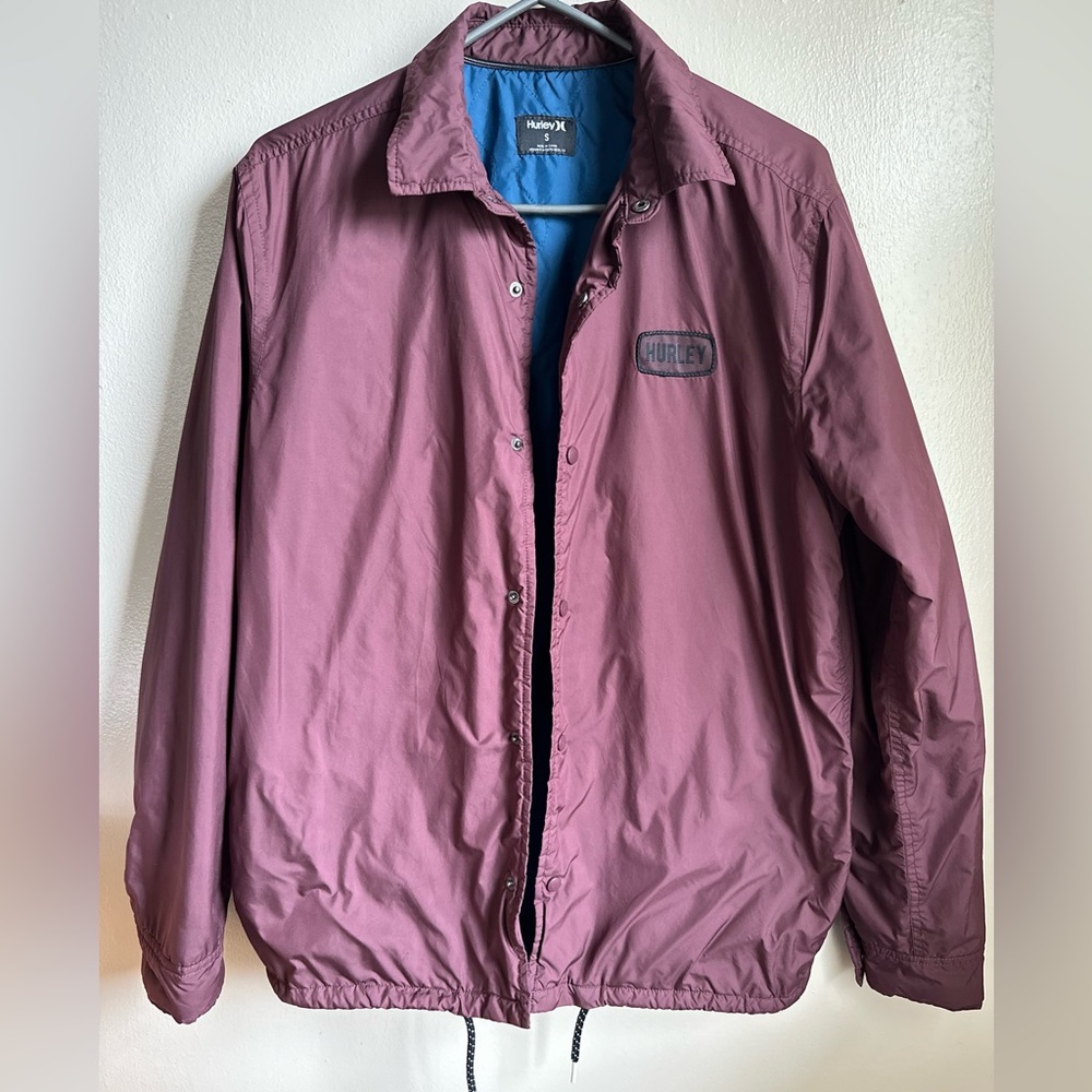 Hurley maroon/ burgundy size small windbreaker